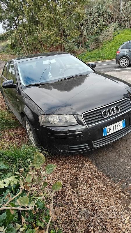 Usata Audi A3 105 CV (77 kW) 2004 Nero Utilitaria
