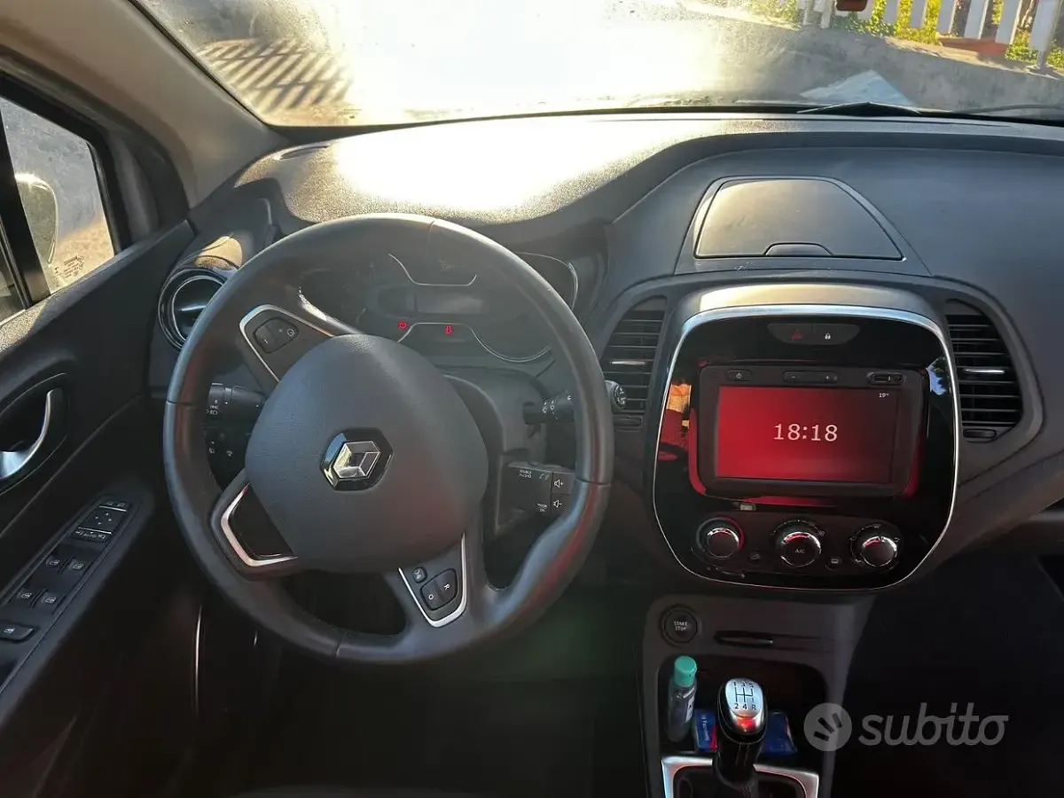 Usata Renault Captur 90 CV (66 kW) 2019 SUV