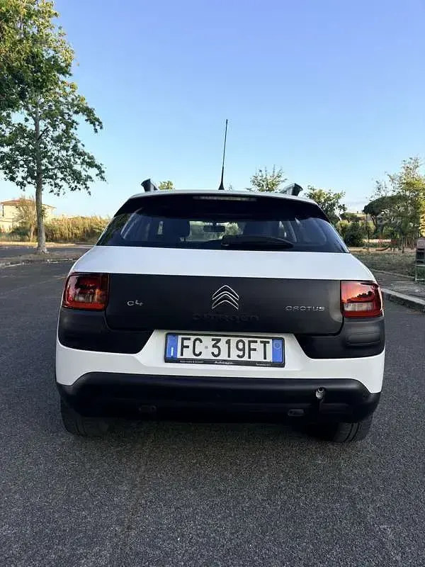 Usata Citroën C4 Shine 99 CV (72 kW) 2016 SUV