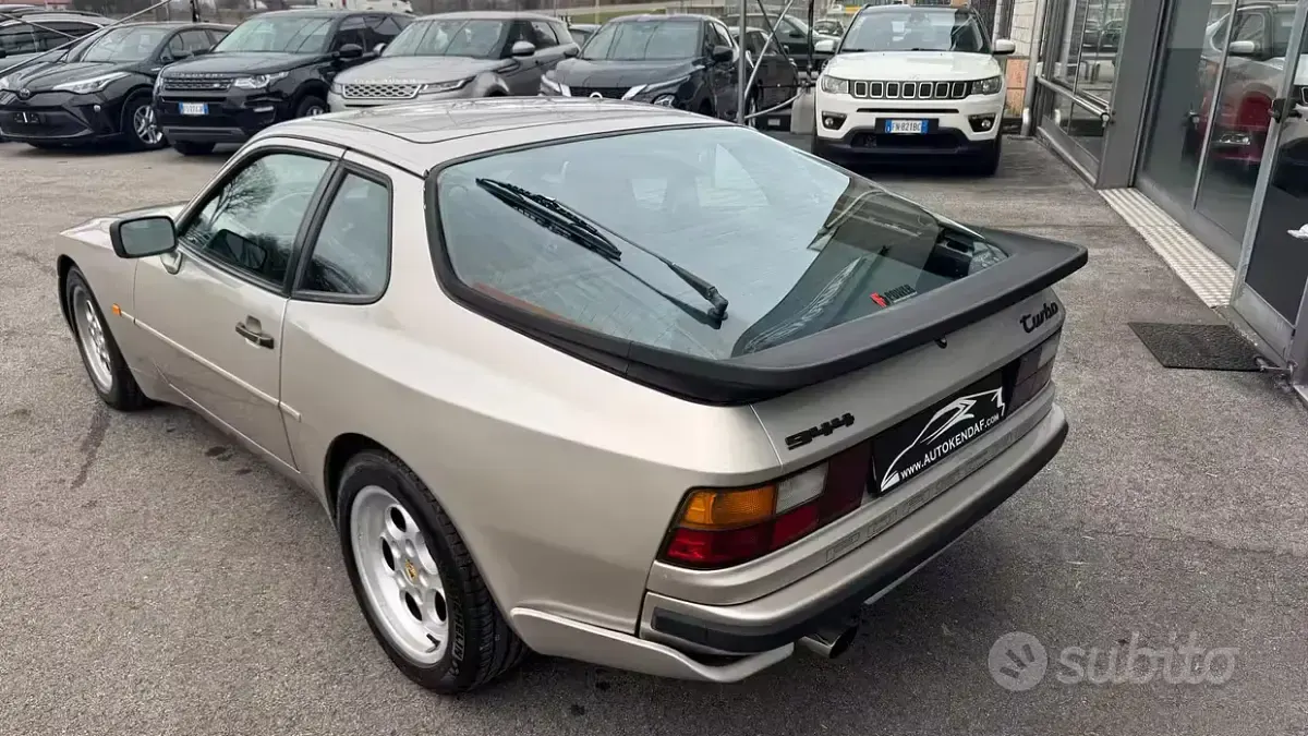 Usata Porsche 944 Turbo 220 CV (161 kW) 1985 Grigio Coupé