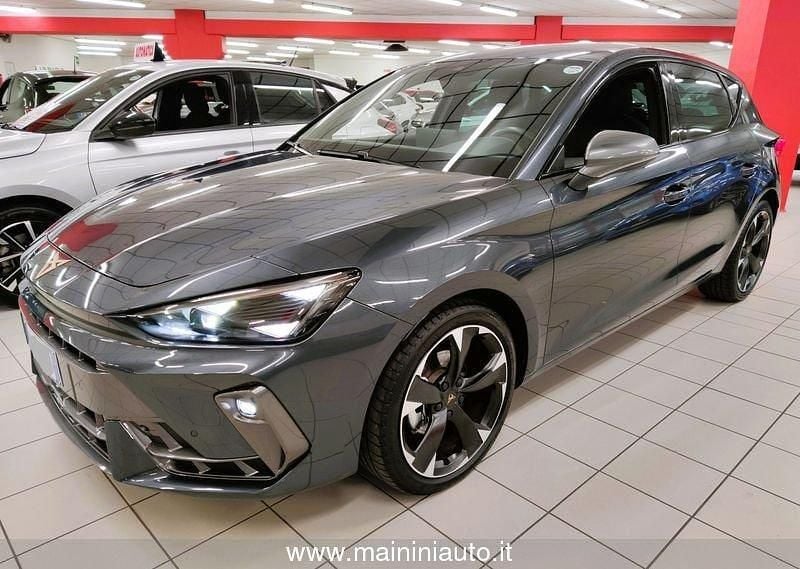 Usata Cupra Leon 150 CV (110 kW) 2025 Grigio scuro Utilitaria
