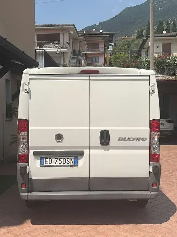 Usata Fiat Ducato 101 CV (74 kW) 2010 Bianco Furgone