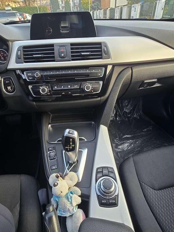 Usata BMW 318 Advantage 150 CV (110 kW) 2017 Station wagon
