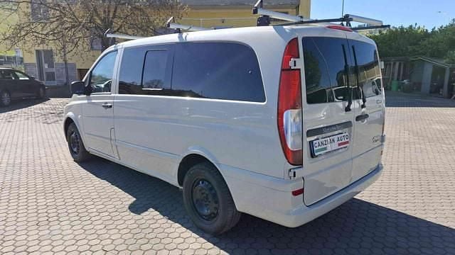 Usata Mercedes Vito 135 CV (99 kW) 2011 Oro