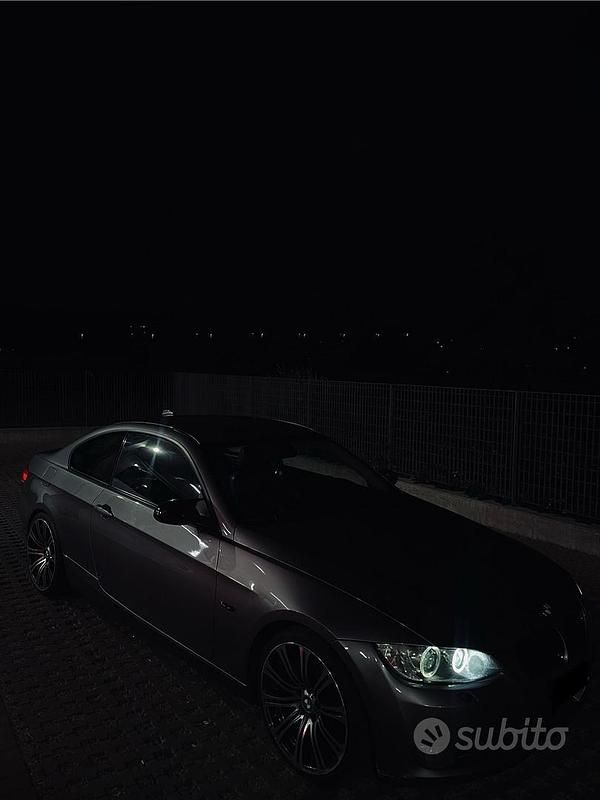 Usata BMW 320 Sport Line 177 CV (130 kW) 2008 Grigio Coupé
