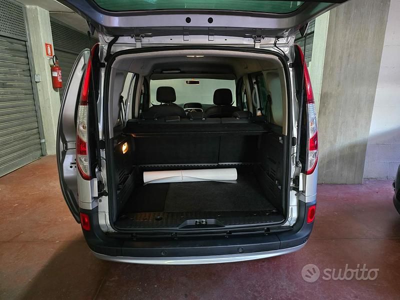 Usata Renault Kangoo 90 CV (66 kW) 2016 Grigio Monovolume