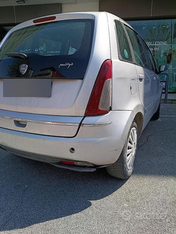 Usata Lancia Musa 90 CV (66 kW) 2008 Monovolume