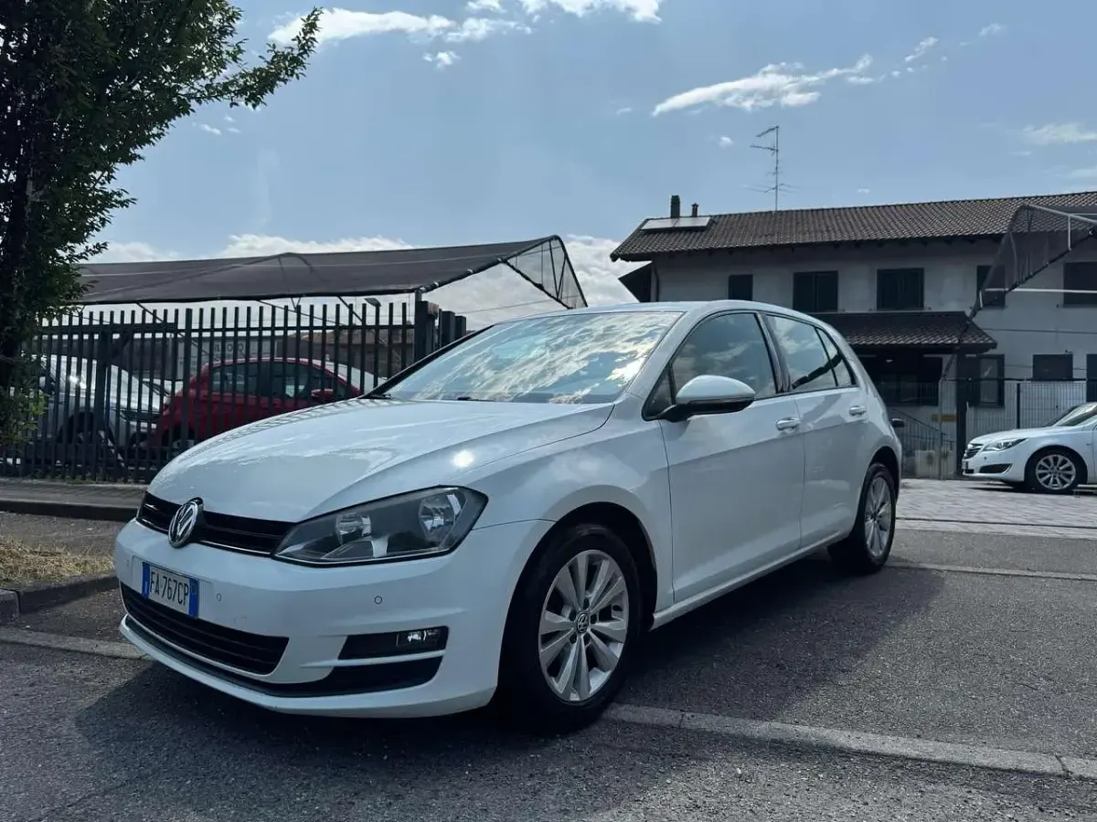 Usata VW Golf VII Edition 110 CV (80 kW) 2015 Bianco Berlina