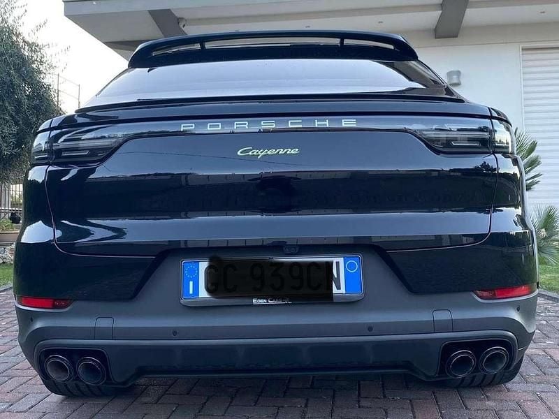 Usata Porsche Cayenne Coupe 340 CV (250 kW) 2020 Nero Coupé