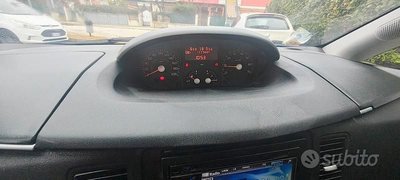 Usata Fiat Idea 95 CV (69 kW) 2011 Bianco Monovolume