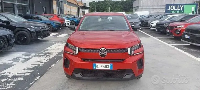 Nuova Citroën C3 PureTech 100 CV (73 kW) 2026 Rosso SUV