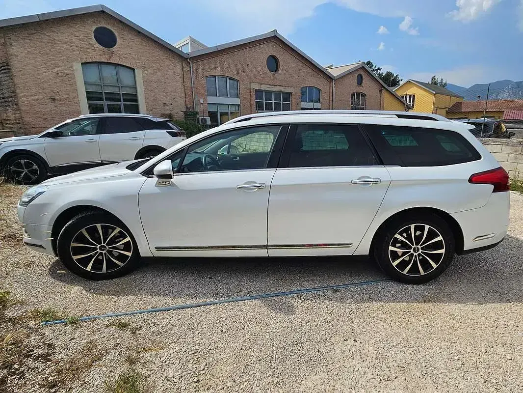 Usata Citroën C5 Exclusive 160 CV (117 kW) 2012 Bianco Station wagon