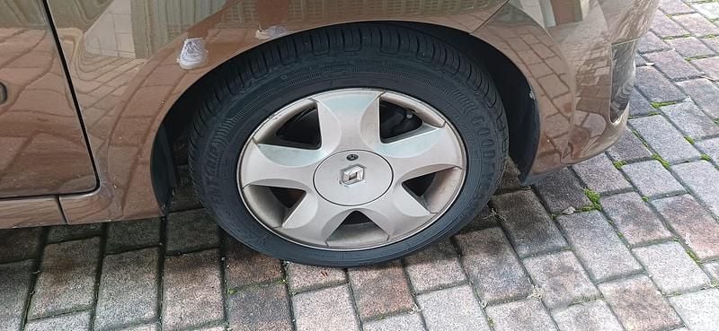 Usata Renault Twingo 75 CV (55 kW) 2011 Marrone Utilitaria