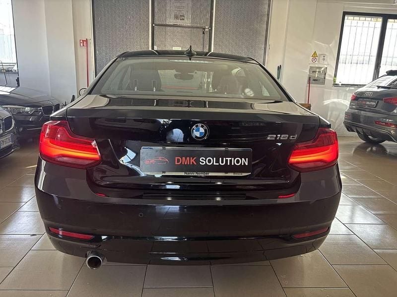 Usata BMW 218 Sport Line 150 CV (110 kW) 2018 Blackshwartz Coupé
