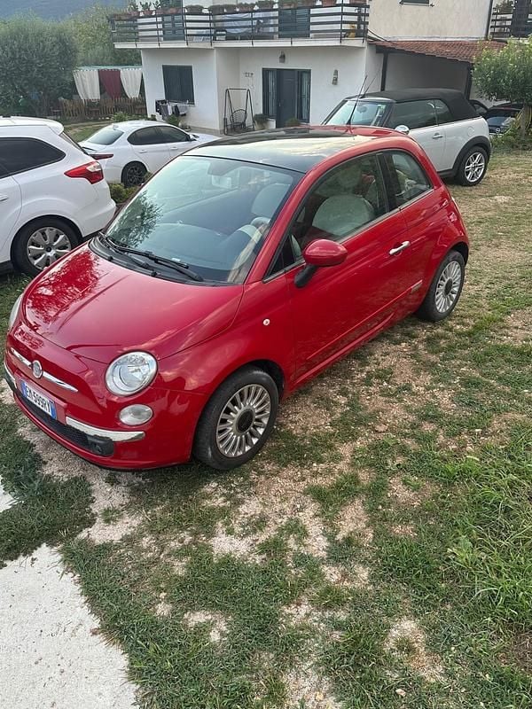 Rosso Usata 2012 Fiat 500 Lounge Tre volumi | 5500 € (Buon prezzo) - Immagine 1/4