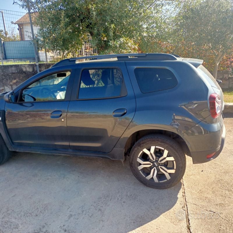 Usata Dacia Duster 101 CV (74 kW) 2023 Grigio SUV