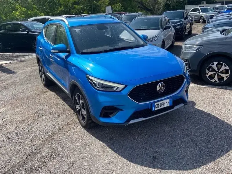 Usado MG ZS Comfort 106 CV (77 kW) 2023 Rojo SUV
