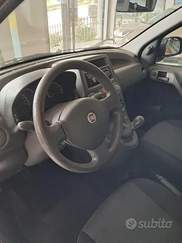 Usata Fiat Panda 75 CV (55 kW) 2011 Utilitaria