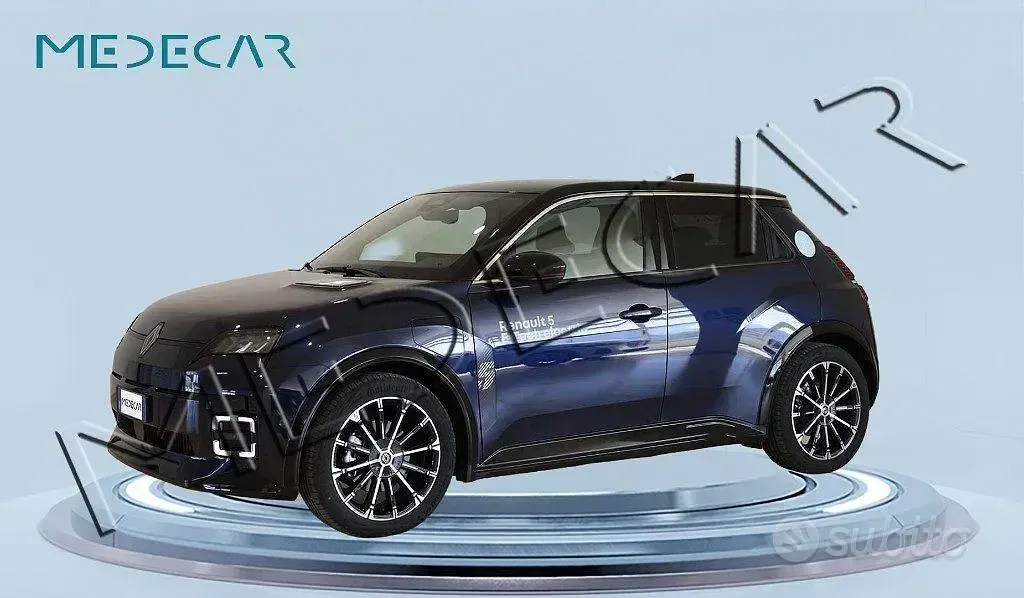 Usata Renault 5 E-Tech Iconic 77 kW (106 CV) 2024 Blu Berlina