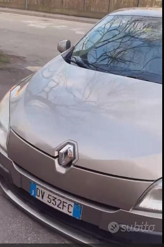 Usata Renault Mégane 110 CV (80 kW) 2009 Grigio Berlina