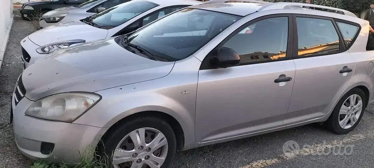 Usata Kia Ceed 109 CV (80 kW) 2008 Grigio Utilitaria