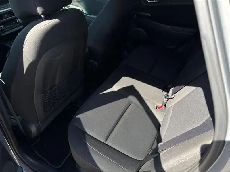 Usata Hyundai Kona 141 CV (103 kW) 2022 Grigio scuro SUV