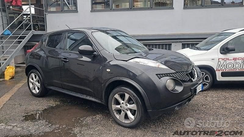 Usata Nissan Juke Tekna 110 CV (80 kW) 2011 Nero SUV