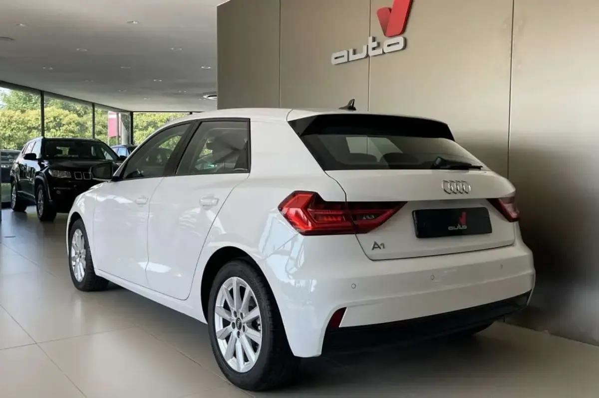 Usata Audi A1 Advanced Plus 110 CV (80 kW) 2024 Bianco SUV
