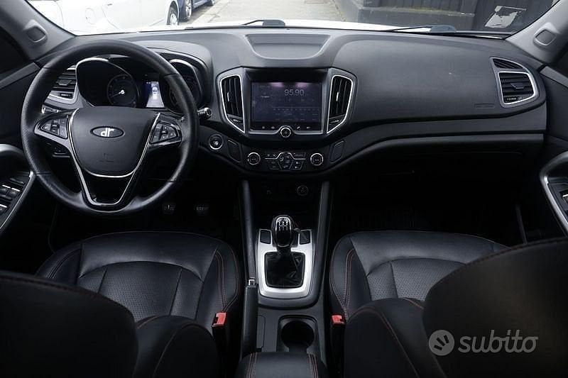 Usata DR DR6 150 CV (110 kW) 2019 Bianco SUV