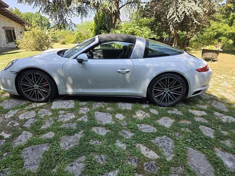 Usata Porsche 911 420 CV (308 kW) 2017 Cabrio