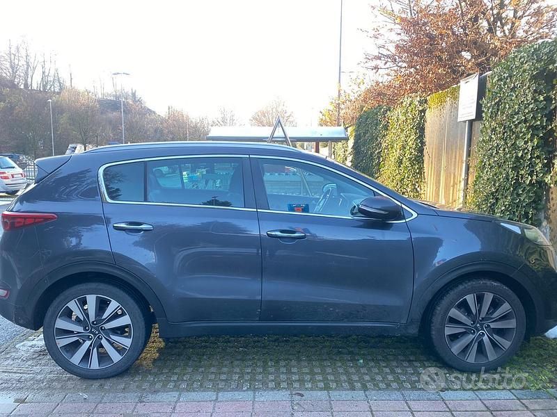 Usata Kia Sportage 141 CV (103 kW) 2017 Grigio SUV