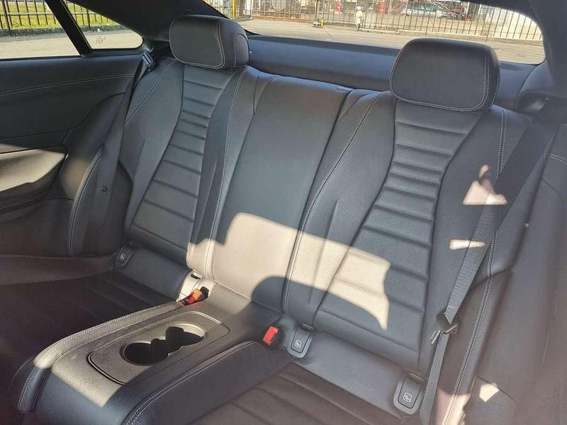 Usata Mercedes E220 Premium Plus 194 CV (142 kW) 2019 Coupé