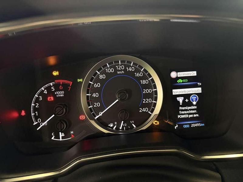 Usata Toyota Corolla Active 98 CV (72 kW) 2021 Nero Berlina