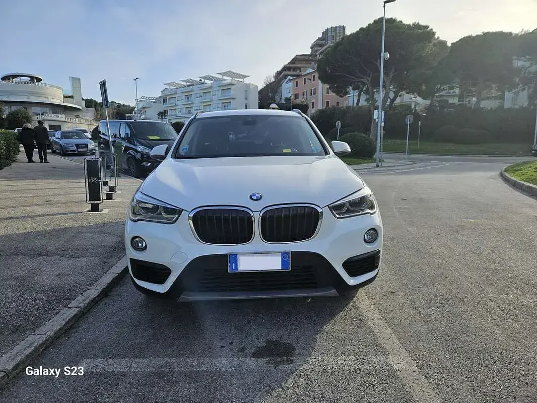 Usata BMW X1 Advantage 150 CV (110 kW) 2019 Bianco SUV