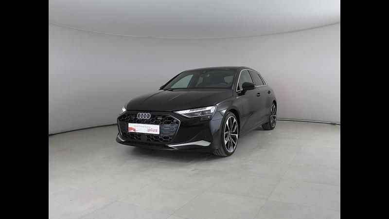 Nero Nuova 2025 Audi A3 Sportback e-tron Due volumi | 41.500 € (Buon prezzo) - Immagine 1/4