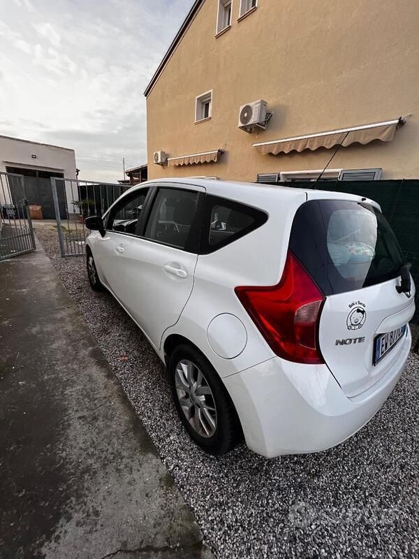 Bianco Usata 2013 Nissan Note Monovolume | 4700 € - Immagine 1/4