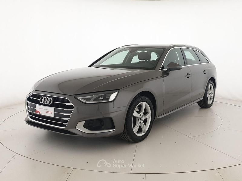 Usata Audi A4 Advanced 136 CV (100 kW) 2021 Grigio terra metallizzato Station wagon