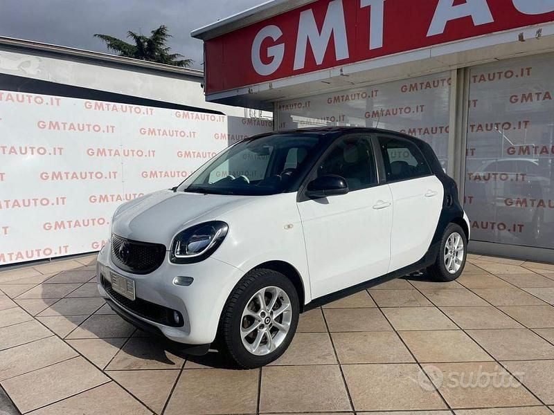 Usata Smart ForFour Prime 90 CV (66 kW) 2018 Bianco Utilitaria