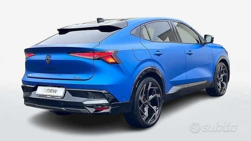 Usata Renault Rafale 300 CV (220 kW) 2024 Nero SUV