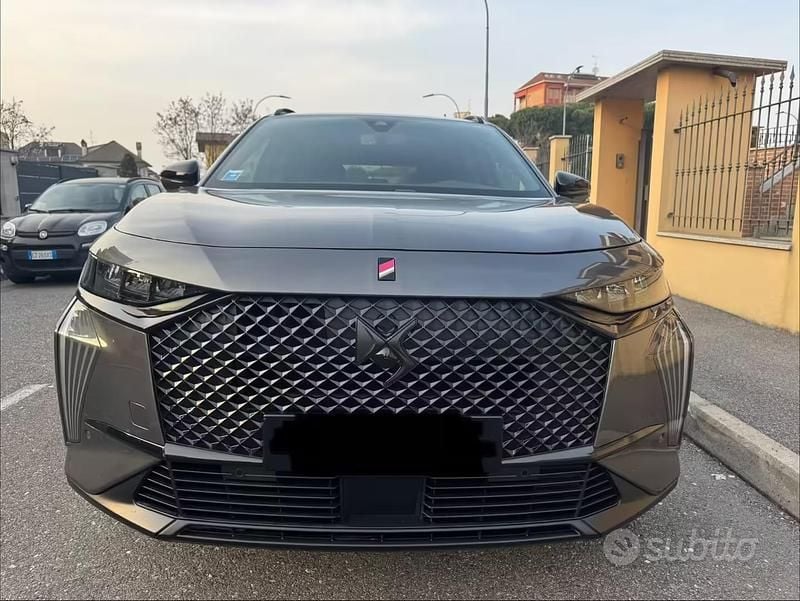 Usata DS Automobiles DS7 Crossback Performance 131 CV (96 kW) 2023 Grigio SUV