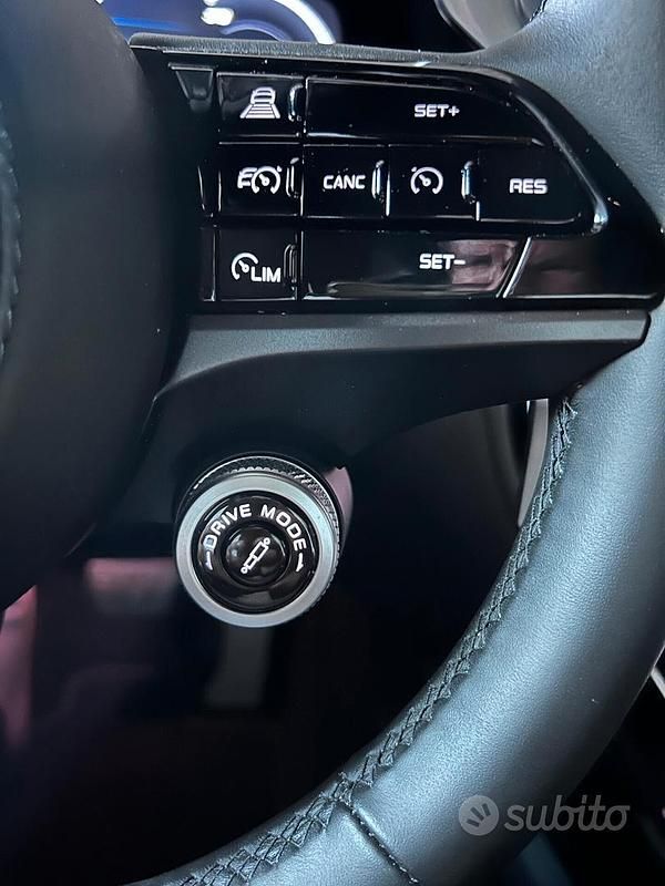 Usata Maserati Granturismo 559 kW (761 CV) 2024 Grigio Coupé