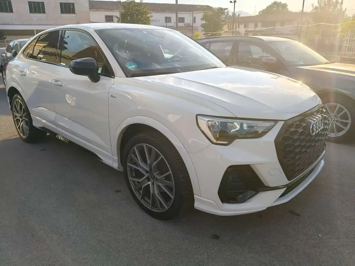 Usata Audi Q3 Sportback S-line plus 150 CV (110 kW) 2023 Bianco SUV