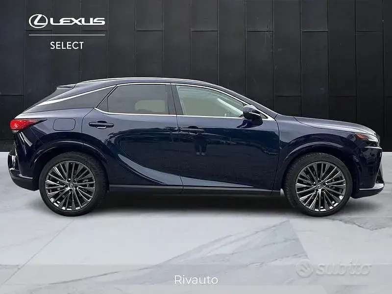 Usata Lexus RX450h+ Luxury Line 309 CV (227 kW) 2023 Blu SUV
