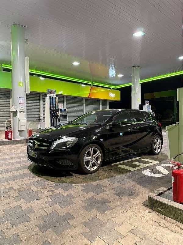 Usata Mercedes A200 156 CV (114 kW) 2013 Nero Coupé
