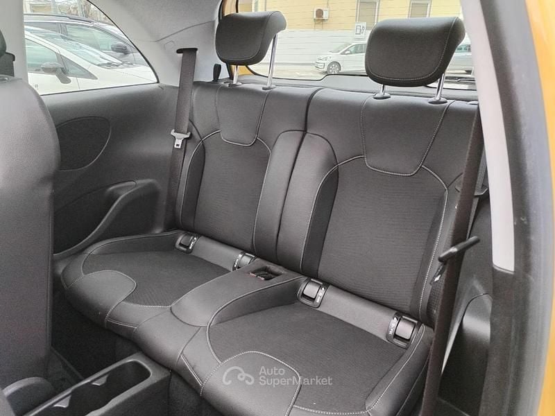 Usata Opel Adam 69 CV (50 kW) 2017 Arancione Utilitaria