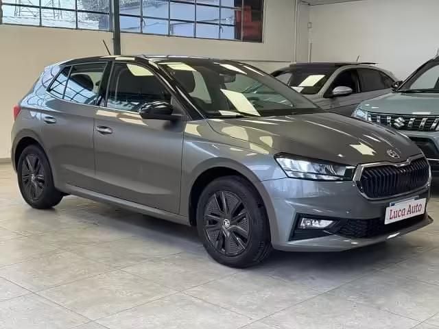 Usata Skoda Fabia 80 CV (58 kW) 2023 Grigio Utilitaria