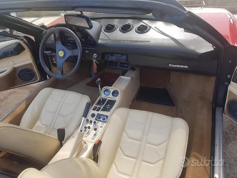 Usata Ferrari 208 1983 Rosso Coupé