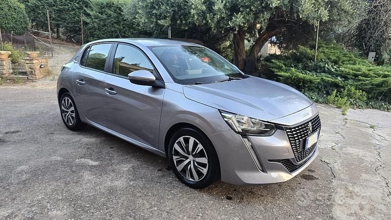 Usata Peugeot 208 Allure 75 CV (55 kW) 2020 Grigio Utilitaria