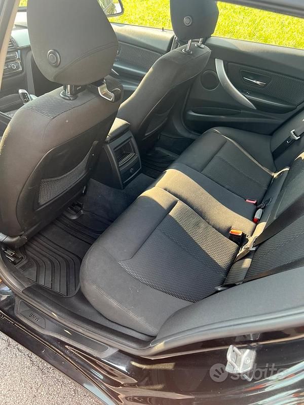 Usata BMW 320 190 CV (139 kW) 2016 Nero Berlina
