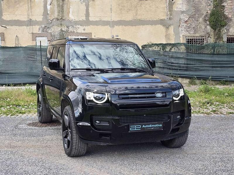 Usata Land Rover Defender SE Dynamic 249 CV (183 kW) 2023 Nero SUV